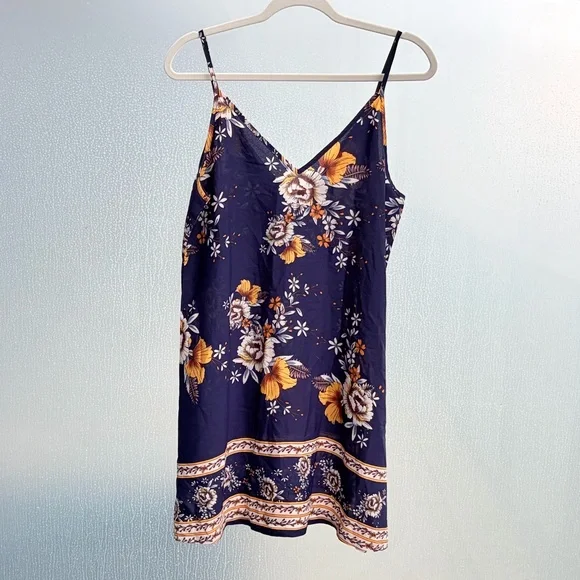 SHEIN | Floral Slip Dress - Picture 2 of 3